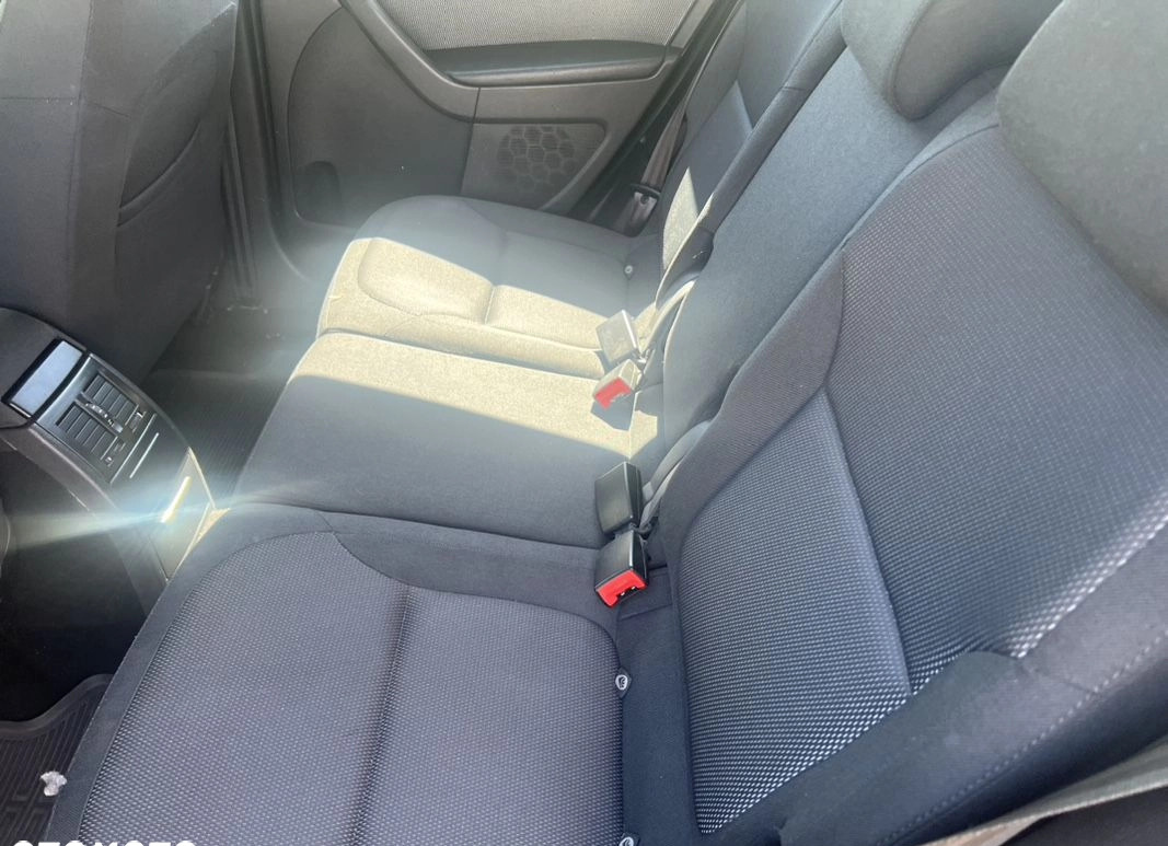 Skoda Yeti cena 26900 przebieg: 239000, rok produkcji 2012 z Radków małe 254